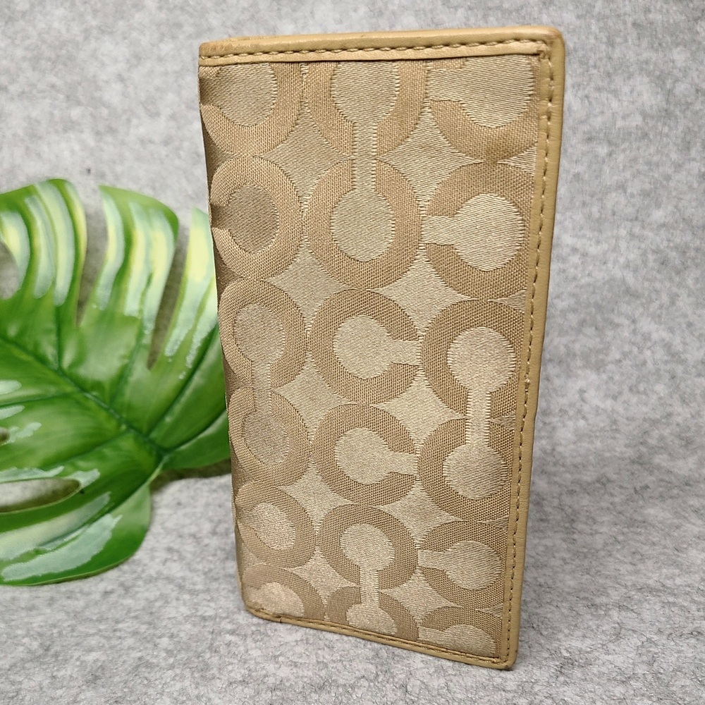 VGUC Coach Tan Checkbook Wallet with Op Art Monogram Pattern & Leather Trim